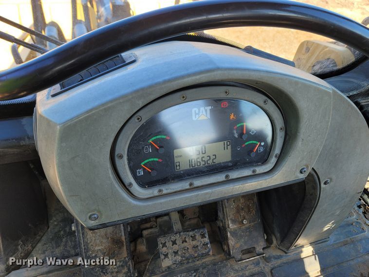 image for item LN9758 2014 Caterpillar 963D  track loader