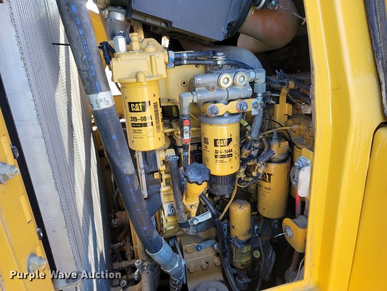 image for item LN9758 2014 Caterpillar 963D  track loader