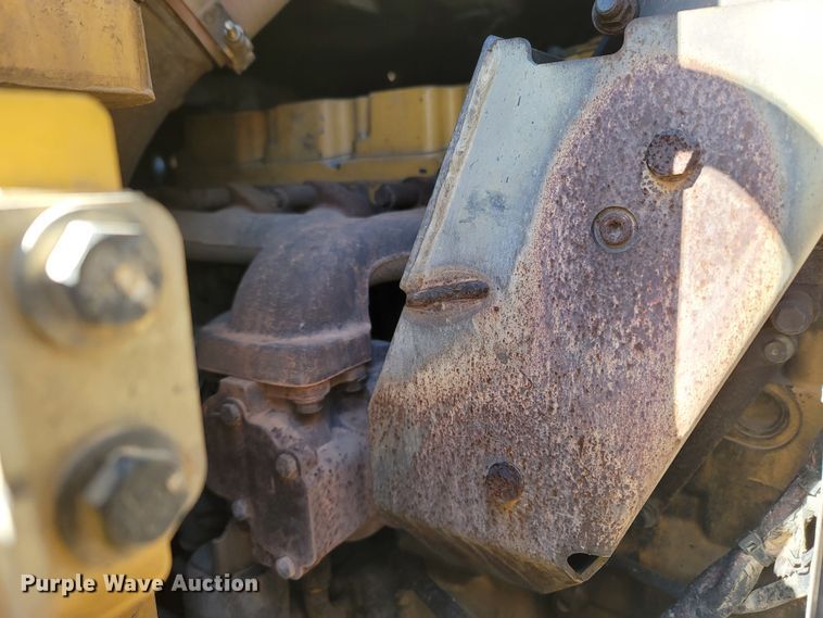 image for item LN9758 2014 Caterpillar 963D  track loader