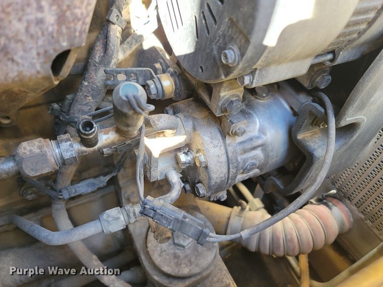 image for item LN9758 2014 Caterpillar 963D  track loader