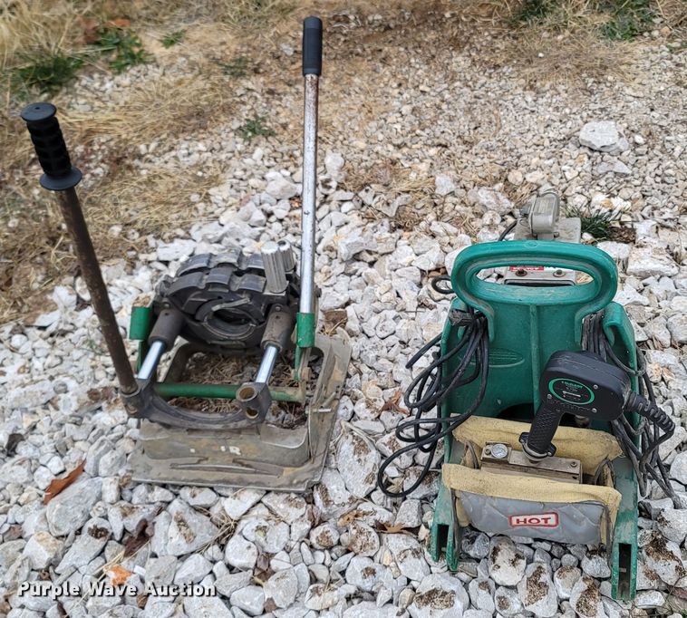 image for item LN9773 McElroy 14 Pitbull  pipe fusion machine