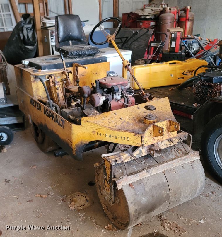 image for item LN9776 Mauldin  double drum roller