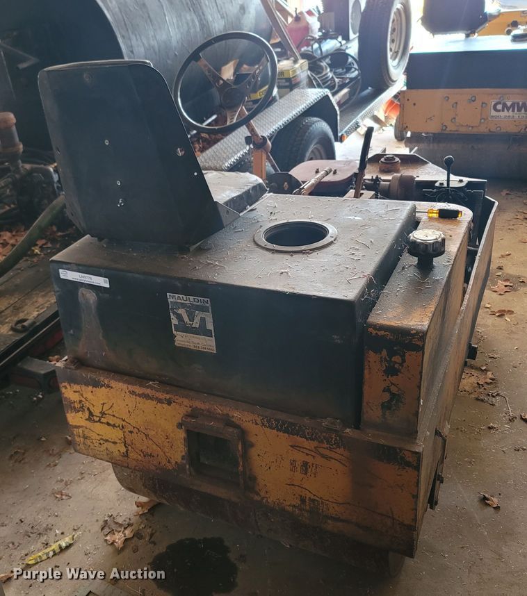 image for item LN9776 Mauldin  double drum roller