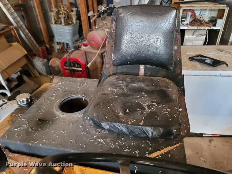 image for item LN9776 Mauldin  double drum roller