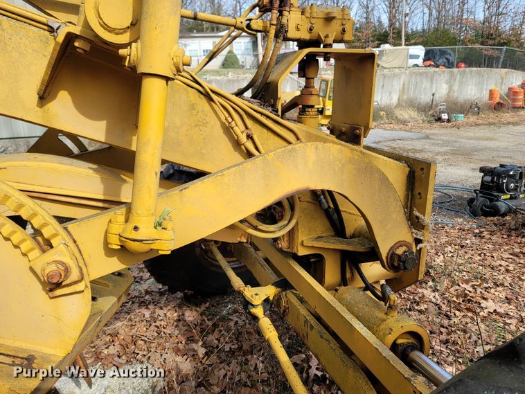 image for item LN9777 1968 Galion 118 Series B  rigid frame motor grader