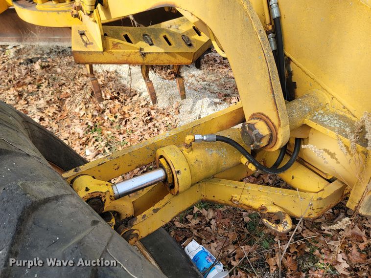 image for item LN9777 1968 Galion 118 Series B  rigid frame motor grader