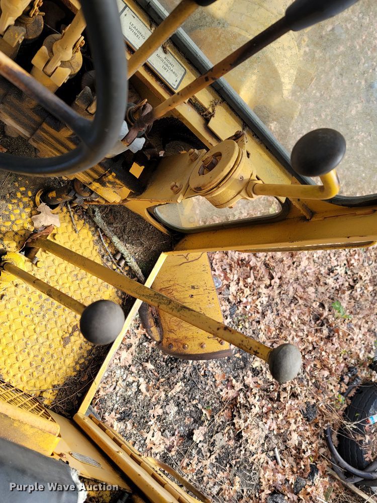 image for item LN9777 1968 Galion 118 Series B  rigid frame motor grader