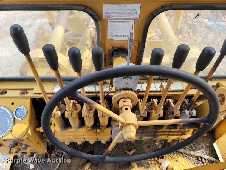 image for item LN9777 1968 Galion 118 Series B  rigid frame motor grader