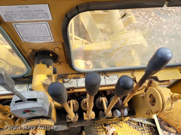 image for item LN9777 1968 Galion 118 Series B  rigid frame motor grader