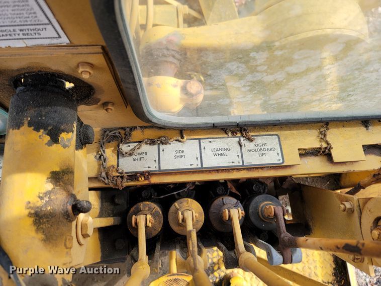 image for item LN9777 1968 Galion 118 Series B  rigid frame motor grader