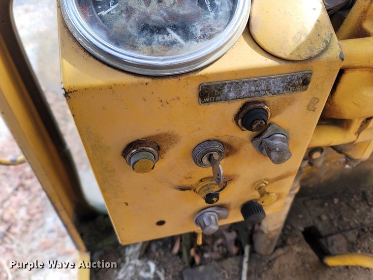 image for item LN9777 1968 Galion 118 Series B  rigid frame motor grader