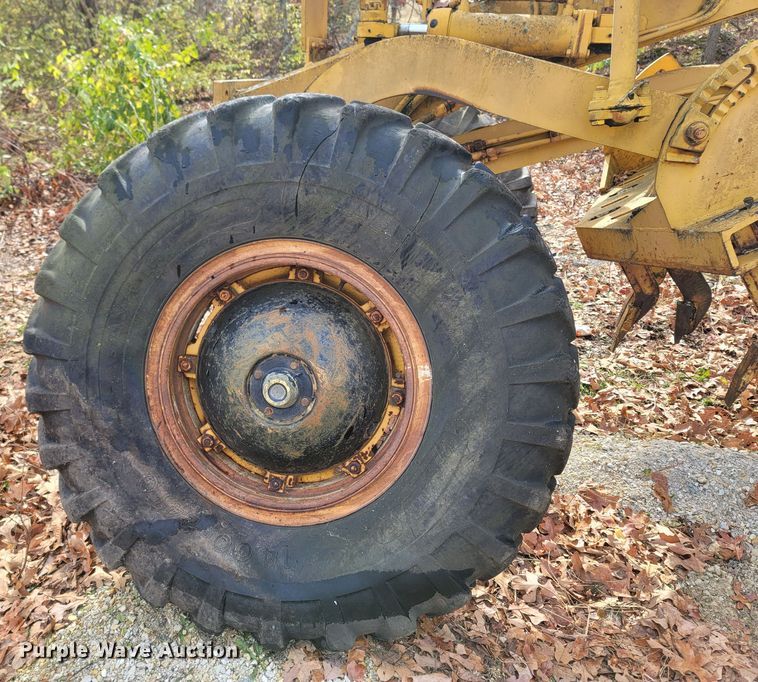 image for item LN9777 1968 Galion 118 Series B  rigid frame motor grader