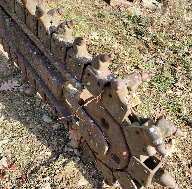 image for item LN9779 1982 Ditch Witch R30  trencher