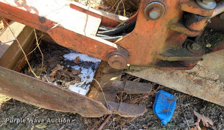 image for item LN9779 1982 Ditch Witch R30  trencher