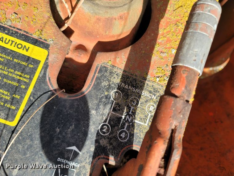 image for item LN9779 1982 Ditch Witch R30  trencher