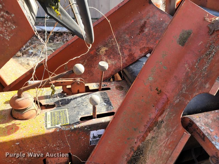 image for item LN9779 1982 Ditch Witch R30  trencher