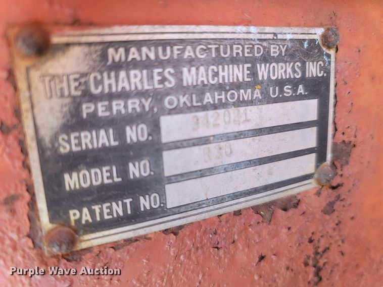 image for item LN9779 1982 Ditch Witch R30  trencher