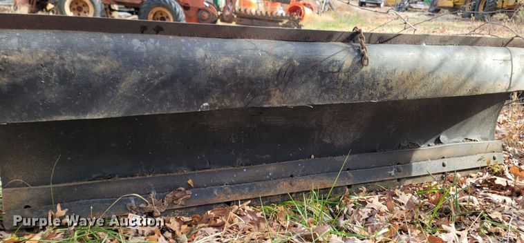 image for item LN9783 90"W snow plow