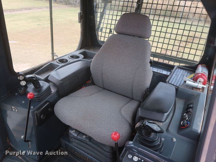 image for item LP9037 2018 John Deere 650K LGP  dozer