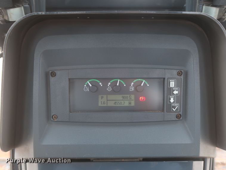 image for item LP9037 2018 John Deere 650K LGP  dozer