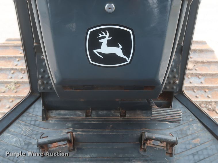 image for item LP9037 2018 John Deere 650K LGP  dozer