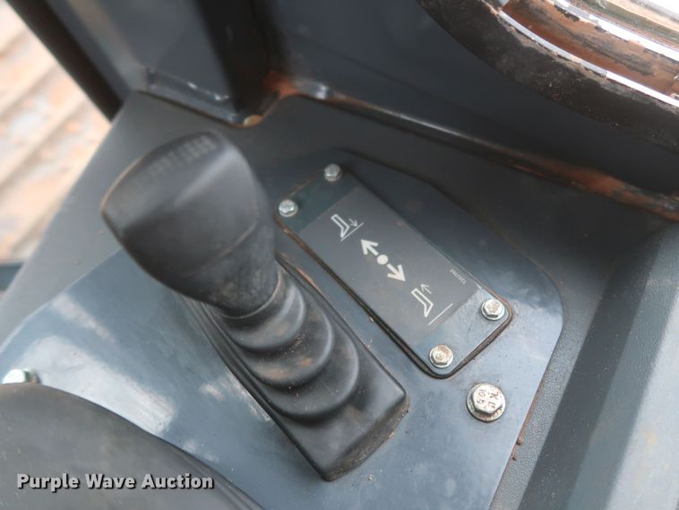 image for item LP9037 2018 John Deere 650K LGP  dozer