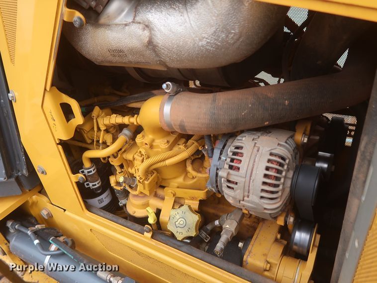 image for item LP9037 2018 John Deere 650K LGP  dozer