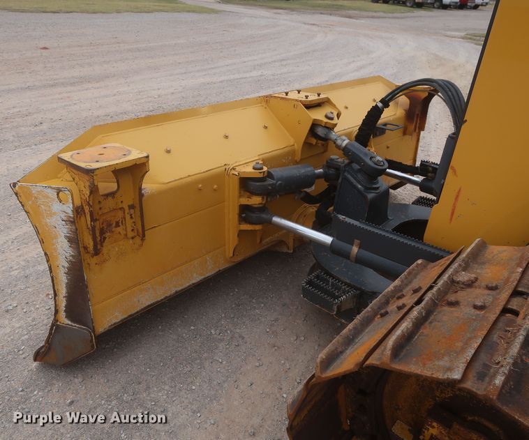 image for item LP9037 2018 John Deere 650K LGP  dozer