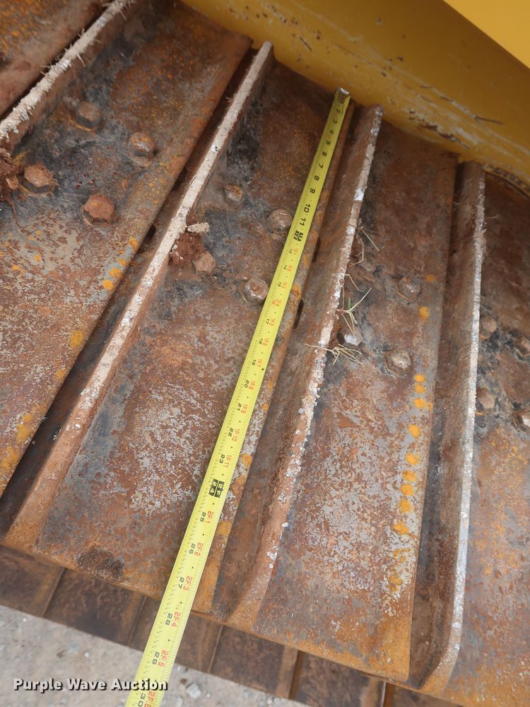 image for item LP9037 2018 John Deere 650K LGP  dozer