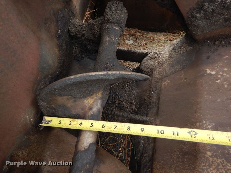 image for item LS9899 LeeBoy  paver