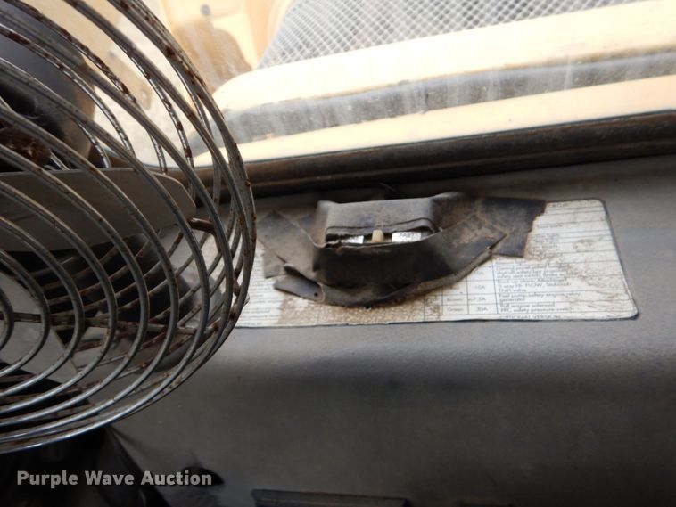 image for item LS9900 2007 Komatsu SK1020  skid steer loader