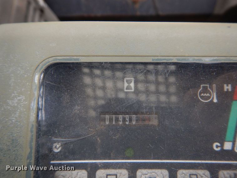 image for item LS9900 2007 Komatsu SK1020  skid steer loader