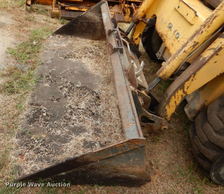 image for item LS9900 2007 Komatsu SK1020  skid steer loader