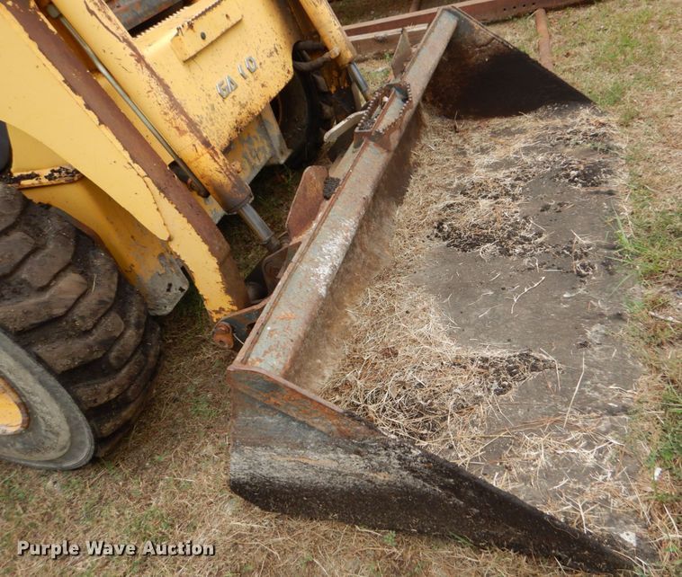 image for item LS9900 2007 Komatsu SK1020  skid steer loader