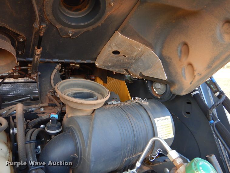 image for item LS9927 2018 John Deere 333G  tracked skid steer loader