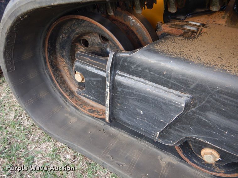 image for item LS9927 2018 John Deere 333G  tracked skid steer loader