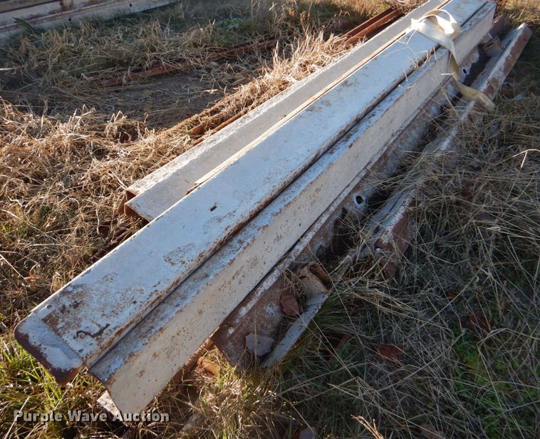 image for item LS9937 Approximately (37) 10' L concrete forms