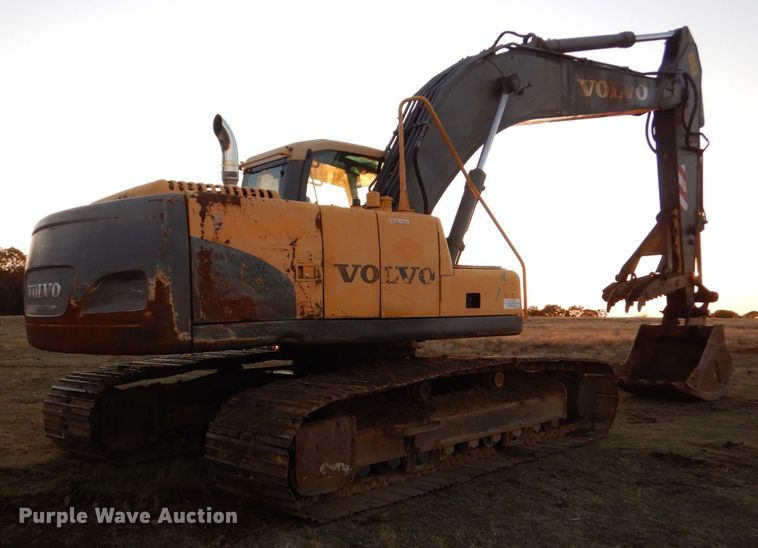 image for item LS9944 Volvo EC210C L  excavator