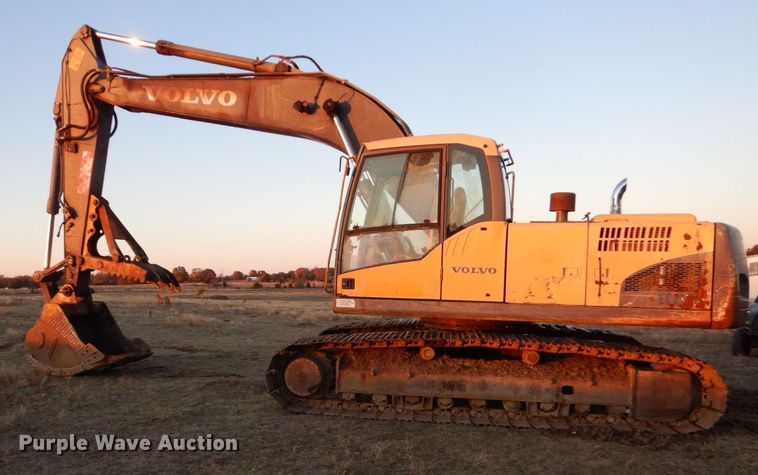 image for item LS9944 Volvo EC210C L  excavator
