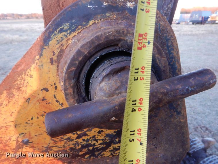 image for item LS9944 Volvo EC210C L  excavator