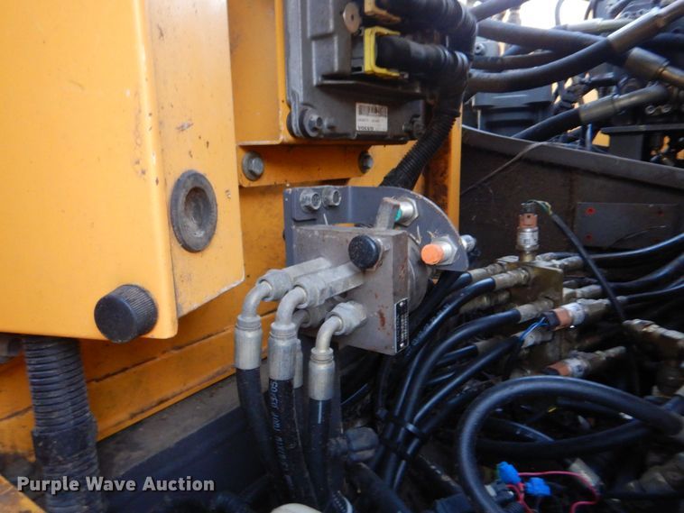 image for item LS9944 Volvo EC210C L  excavator