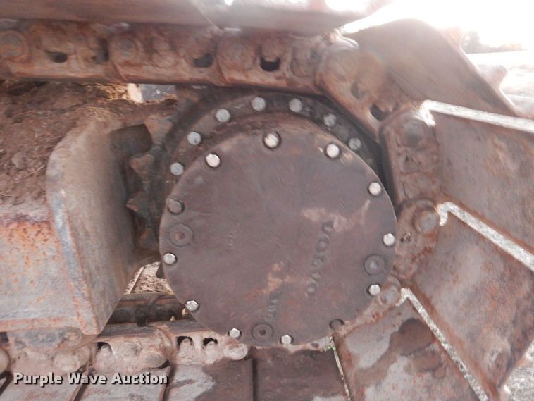 image for item LS9944 Volvo EC210C L  excavator