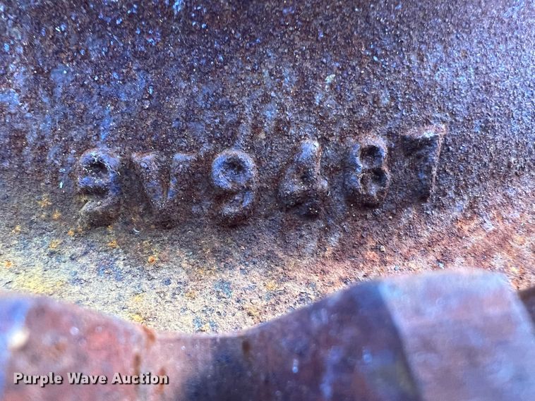 image for item LW9138 Caterpillar  drivetrain parts