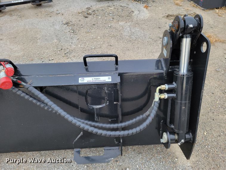 image for item LY9801 2021 Top Cat 41N1BCT  74"W four-in-one skid steer bucket