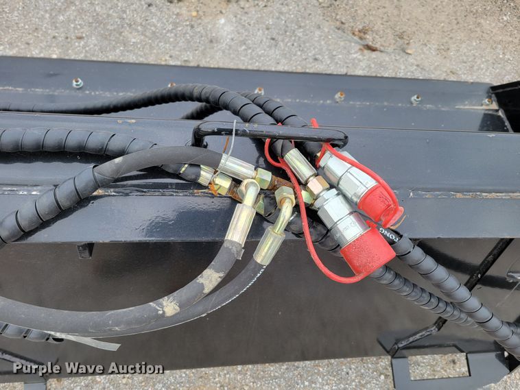 image for item LY9801 2021 Top Cat 41N1BCT  74"W four-in-one skid steer bucket