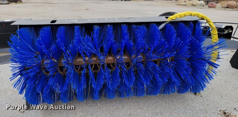 image for item LY9802 76" W skid steer broom