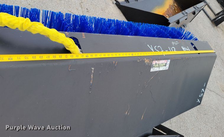 image for item LY9802 76" W skid steer broom