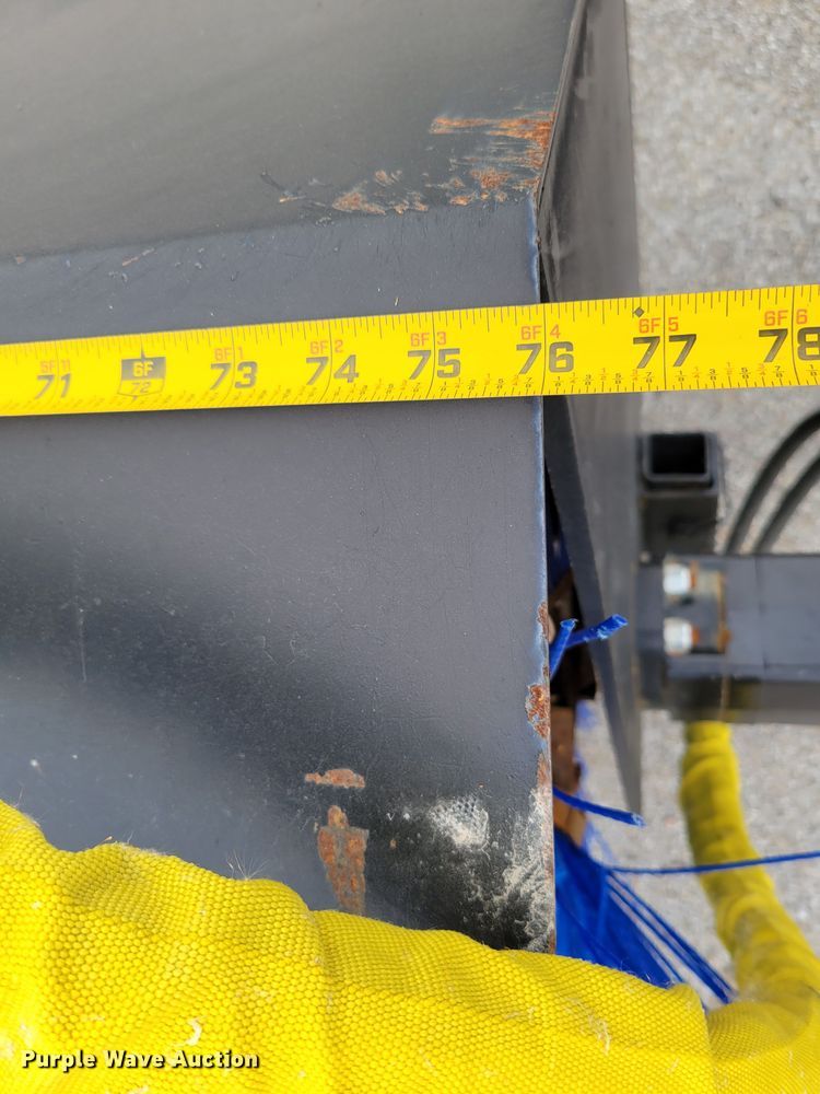 image for item LY9802 76" W skid steer broom