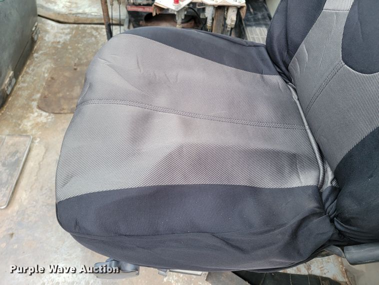 image for item ME9564 1986 GMC  water truck