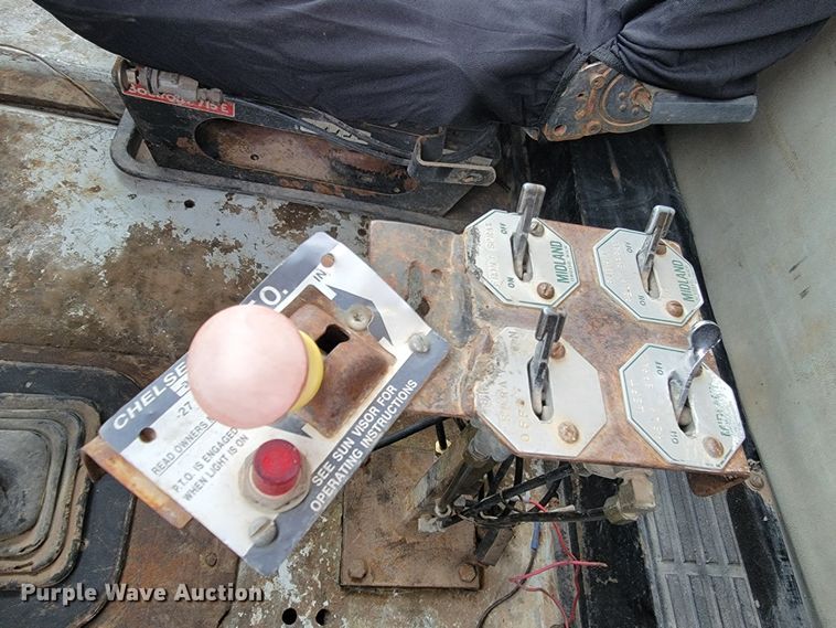 image for item ME9564 1986 GMC  water truck